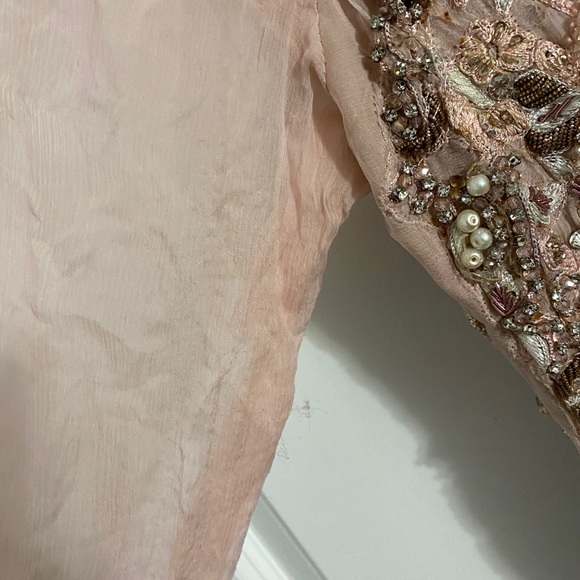 Maxi - Picture 3 of 14